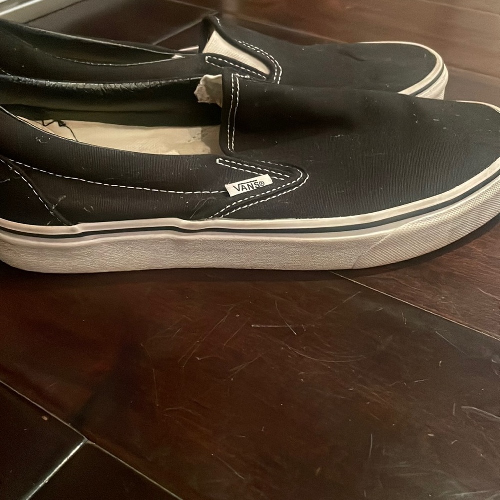 Vans - Picture 3 of 5